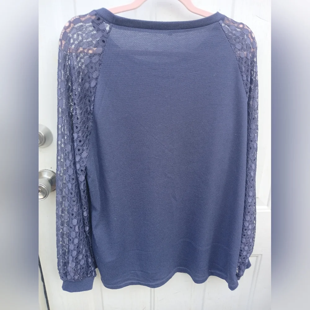 NWOT - HAOMEILI Women’s Long Lace Sleeve, Shirt Casual Loose Blouse, XXL